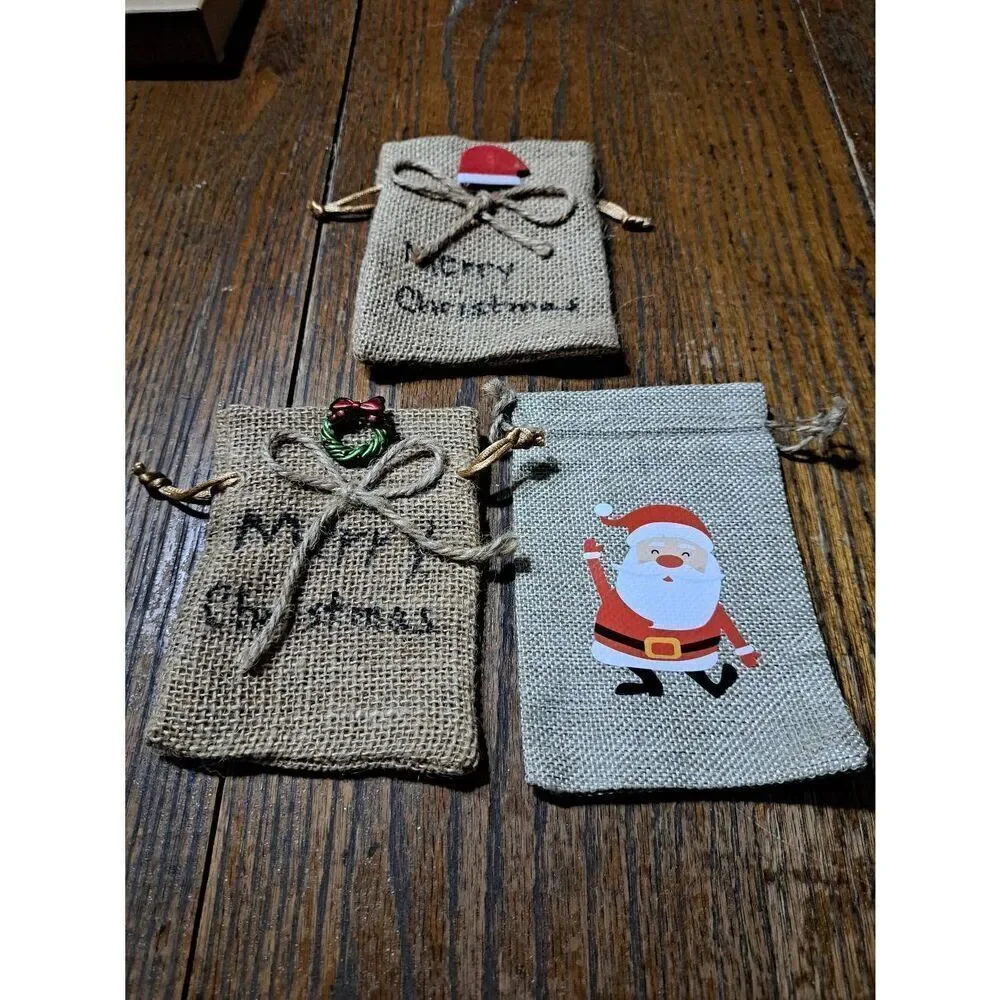 New Vintage Handmade 3 Burlap Mini Christmas Holiday Gift Bags Santa Wreath